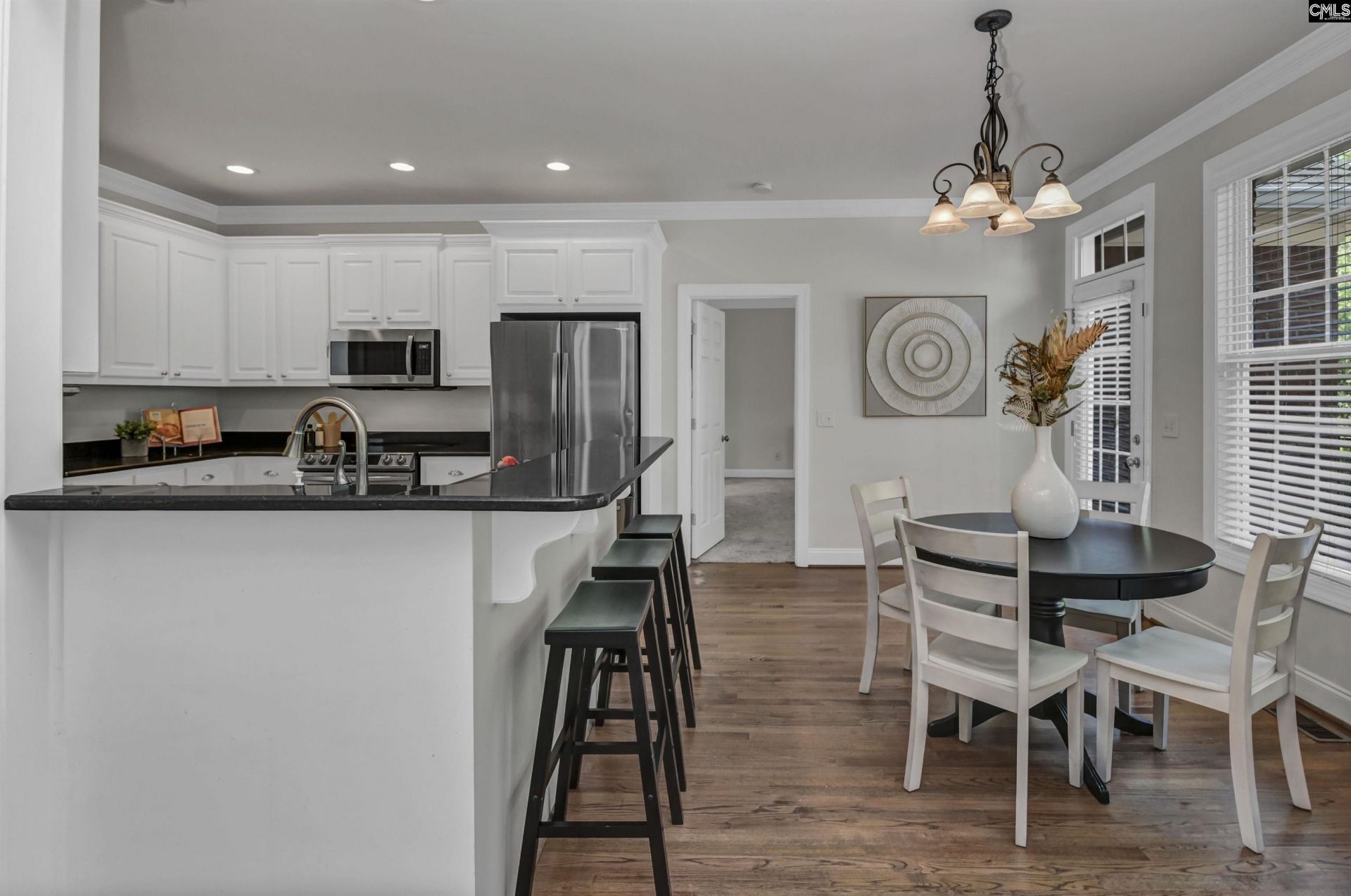 18 Walnut Wood Court  Photo 17