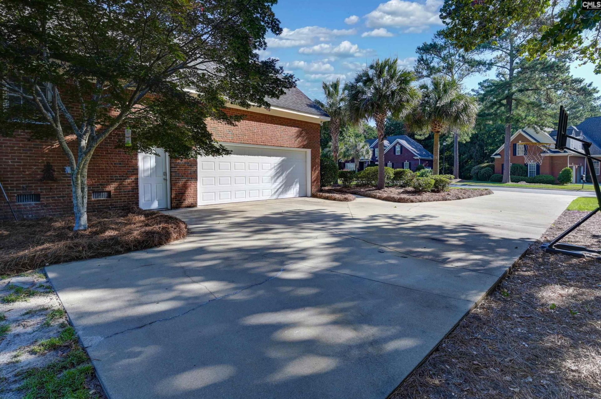 18 Walnut Wood Court  Photo 52