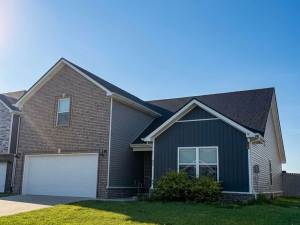 917 Burley Barn Rd , Clarksville, TN 37042
