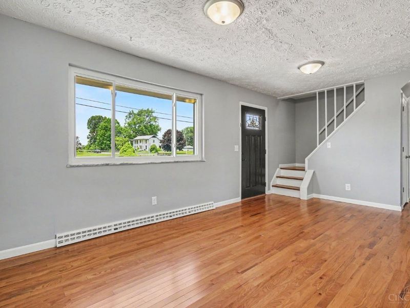 6004 Snyder Road, Green Township, OH 45247 Photo 6