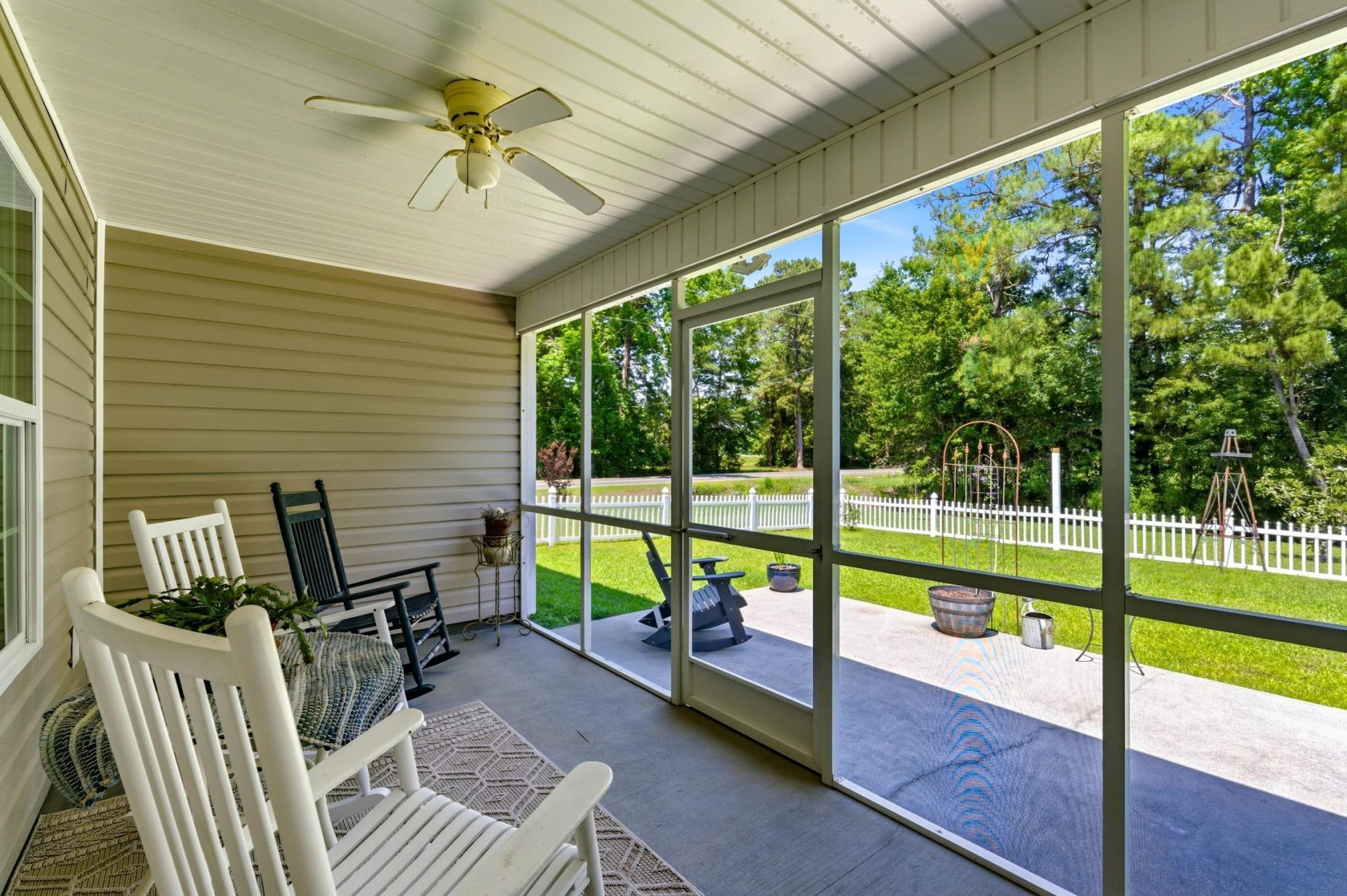 101 Oakey Estates Dr.  Photo 14