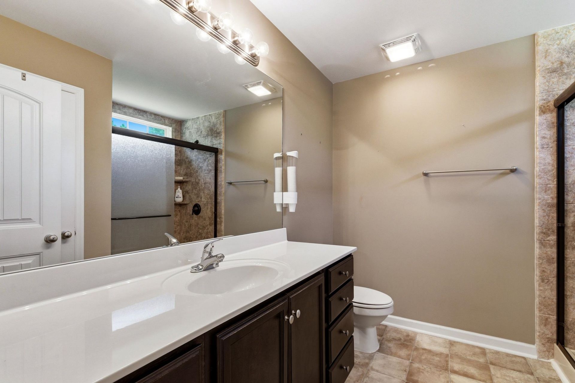 101 Oakey Estates Dr.  Photo 33