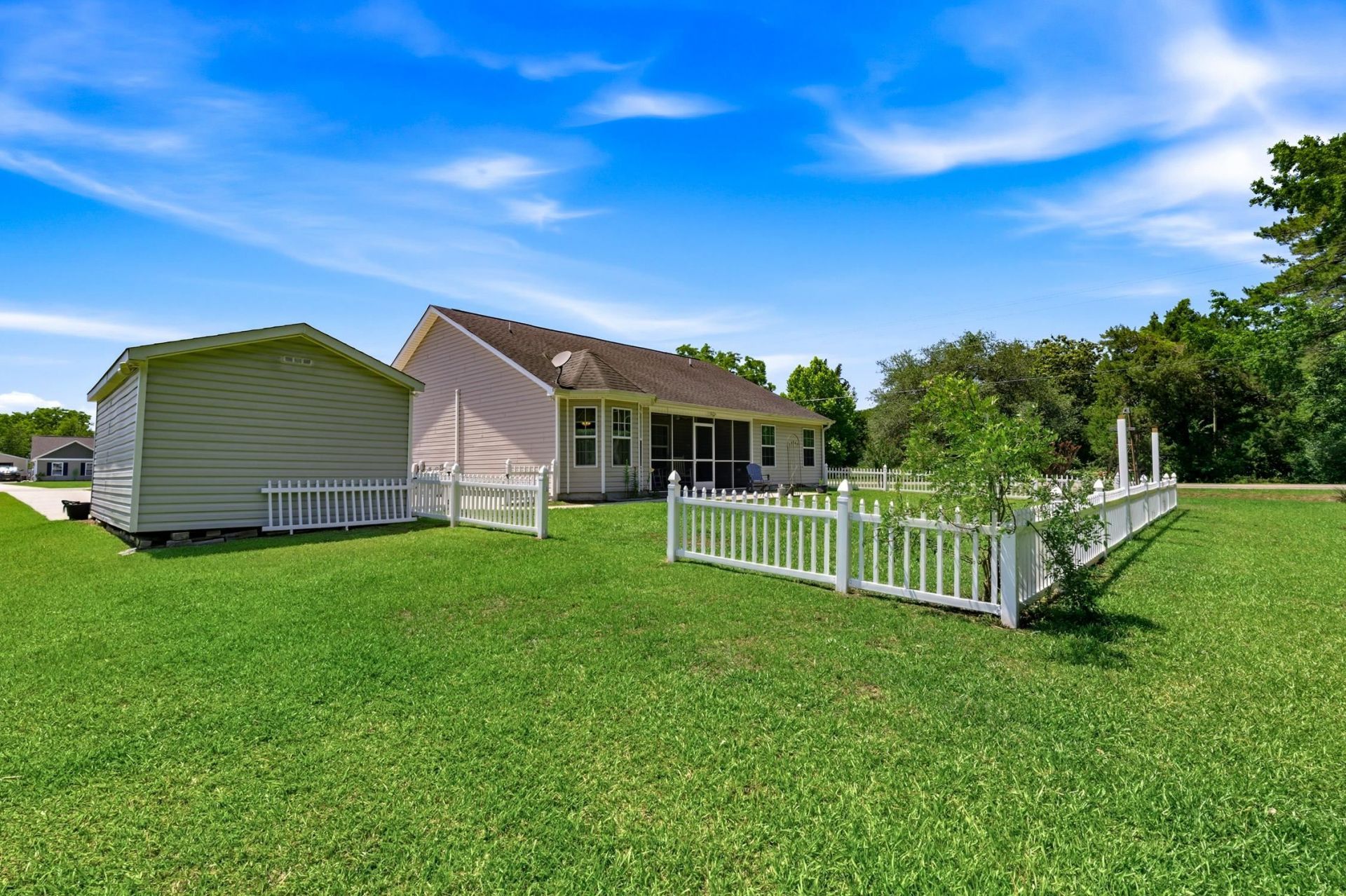 101 Oakey Estates Dr.  Photo 8