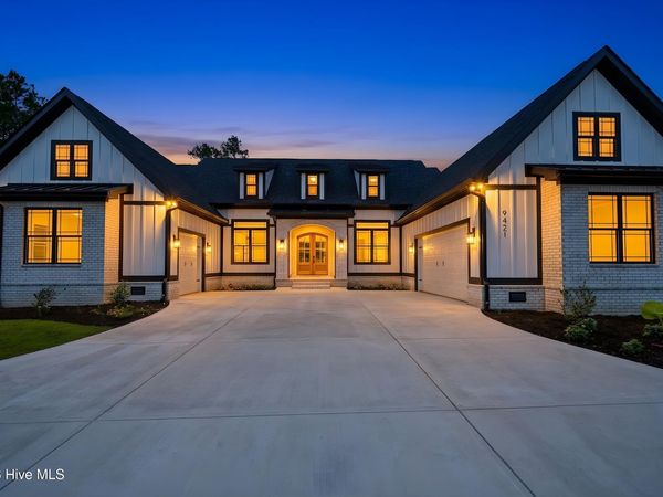 9421 Old Salem Way NW, Calabash, NC 28467