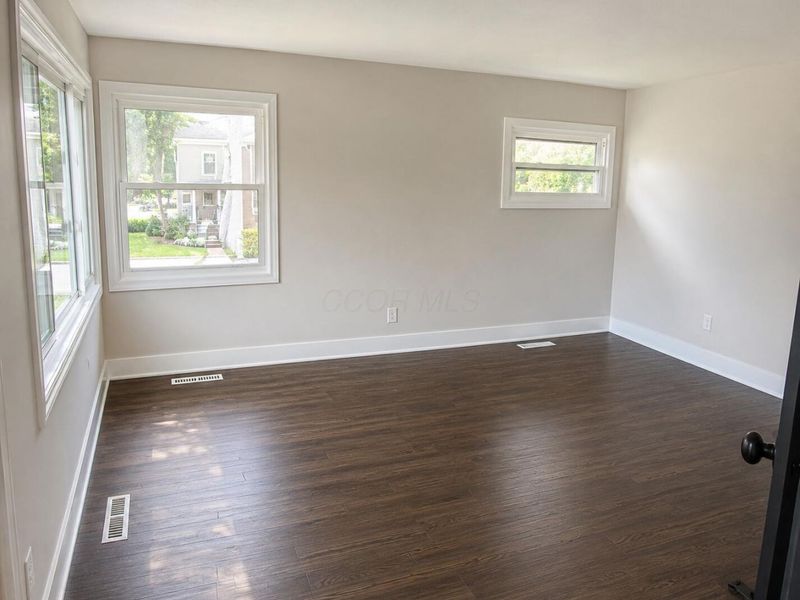 2271 Century Drive , Columbus, OH 43211 Photo 2