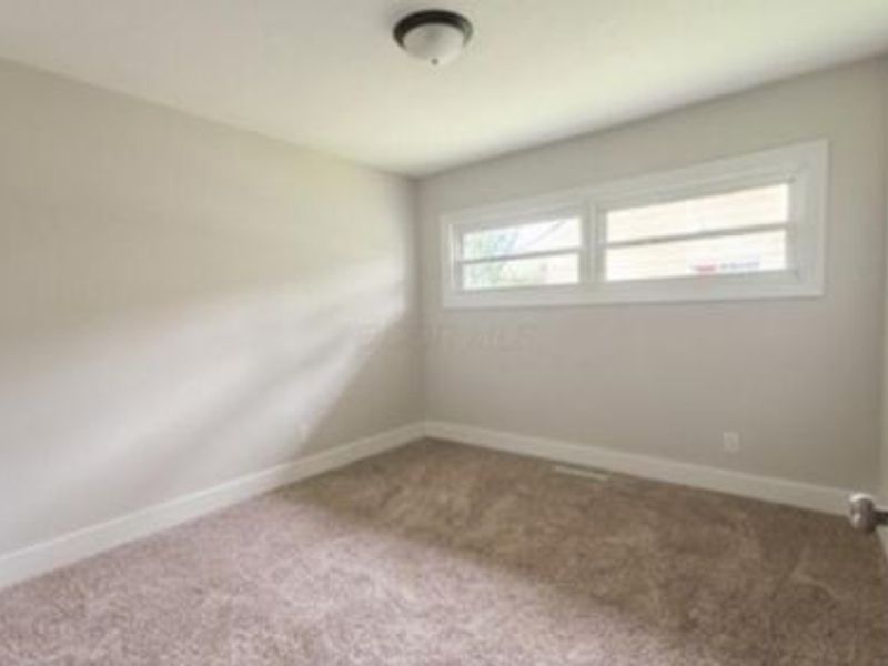 2271 Century Drive , Columbus, OH 43211 Photo 8