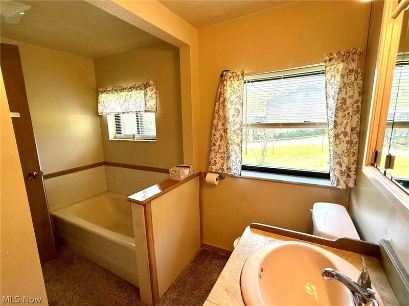 912 Hadley Lane, Marietta, OH 45750 Photo 17