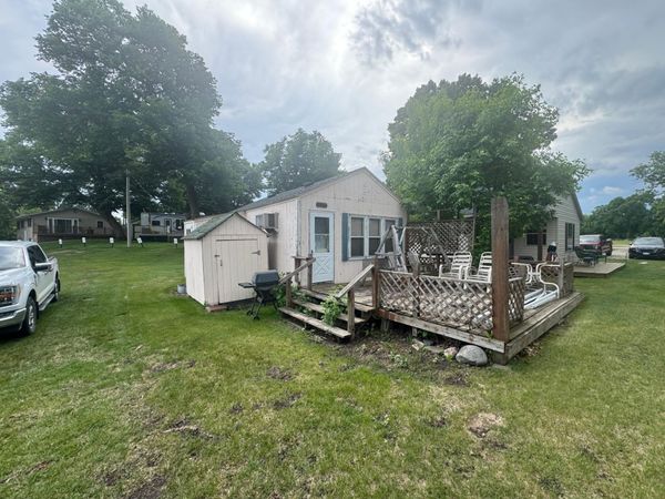 1206 E Lake Street, Osakis, MN 56360