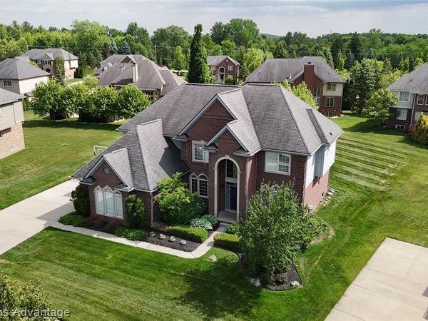 24374 Terra Del Mar Drive , Novi, MI 48374