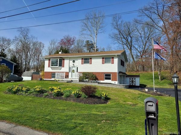 56 Robert Lane, Wappingers Falls, NY 12590