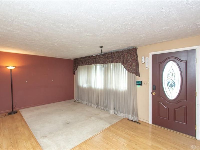 4817 Nelapark Drive, Dayton, OH 45424 Photo 6