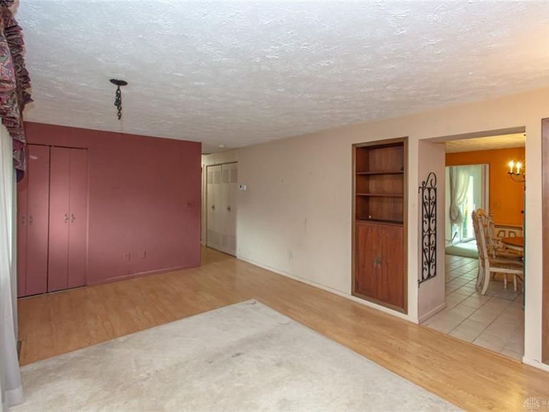 4817 Nelapark Drive, Dayton, OH 45424 Photo 8