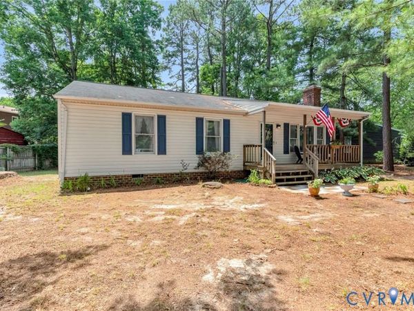 104 Five Oaks Lane , Ashland, VA 23005
