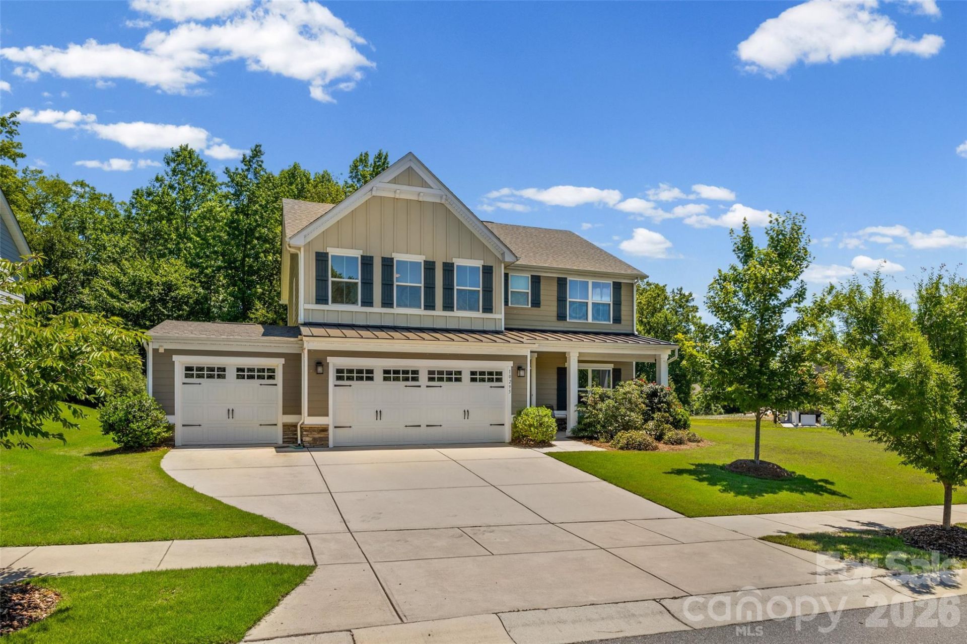 10295 October Glory Way, Charlotte, NC 28215 Main Photo