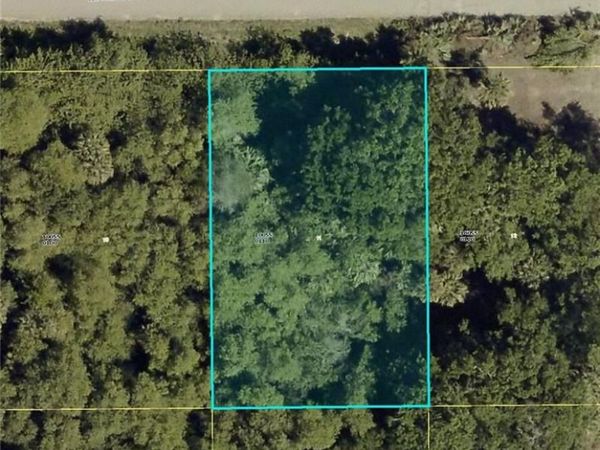 760 Central ST E, LEHIGH ACRES, FL 33974
