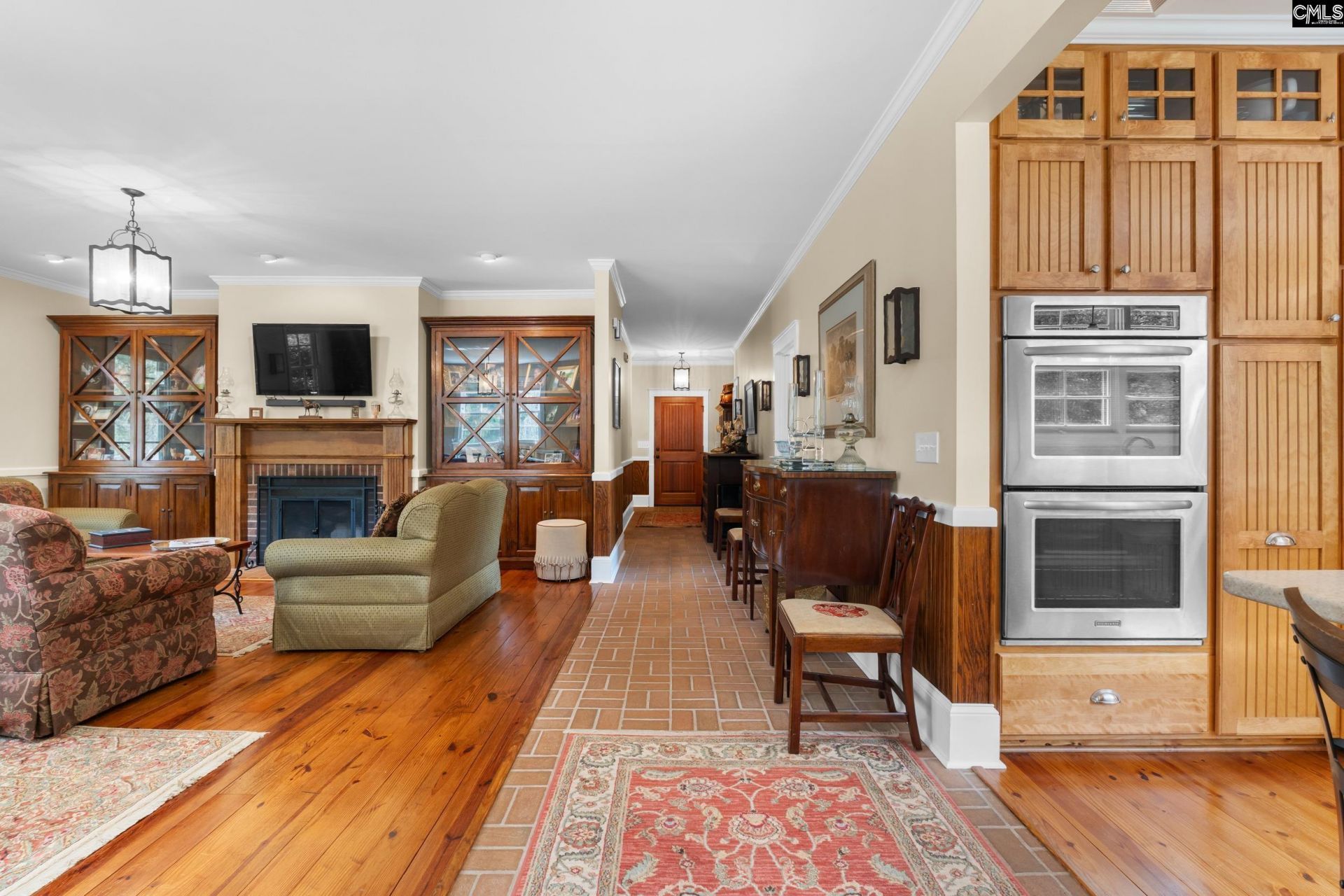 1778 White Road  Photo 4
