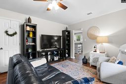 1735 Sunnyside Drive photo 4