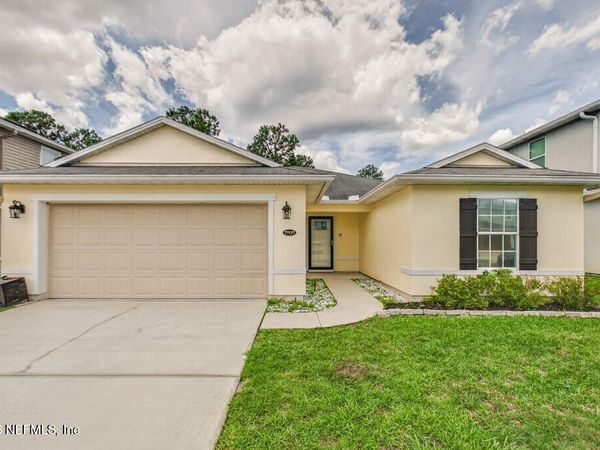 77137 COBBLESTONE Drive, Yulee, FL 32097