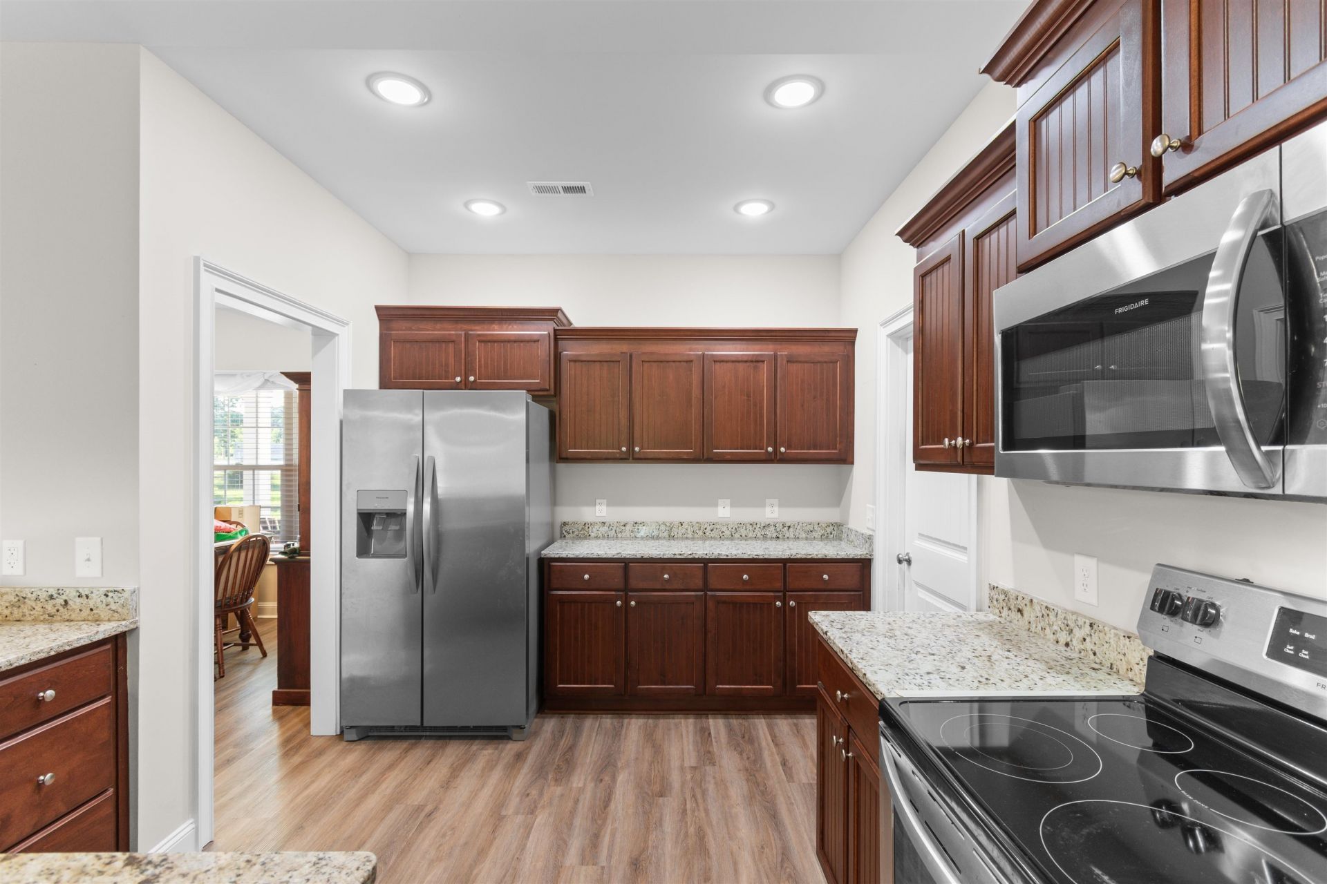 1332 Highway 319  Photo 6