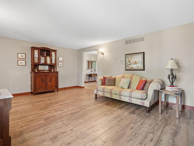 1101 Chickasaw Drive, London, OH 43140 Photo 16