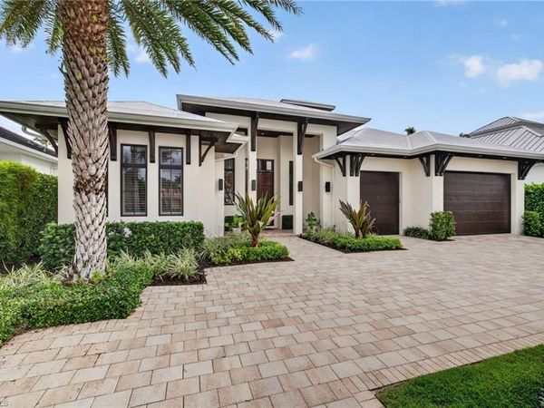 2140 TARPON RD, NAPLES, FL 34102