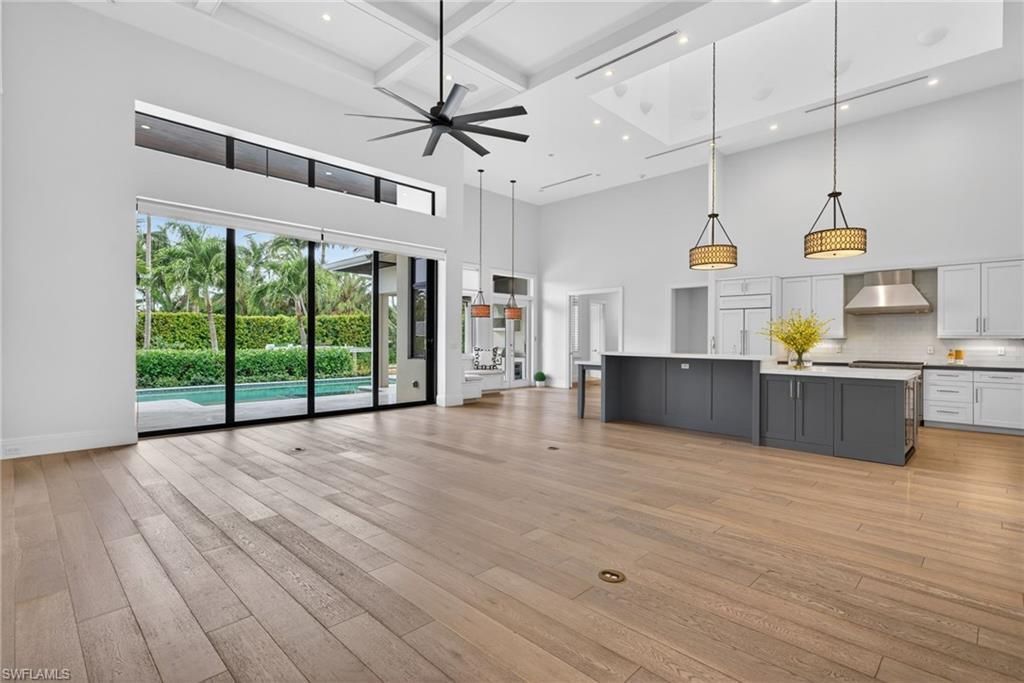 2140 Tarpon Rd, Naples, FL 34102 Photo
