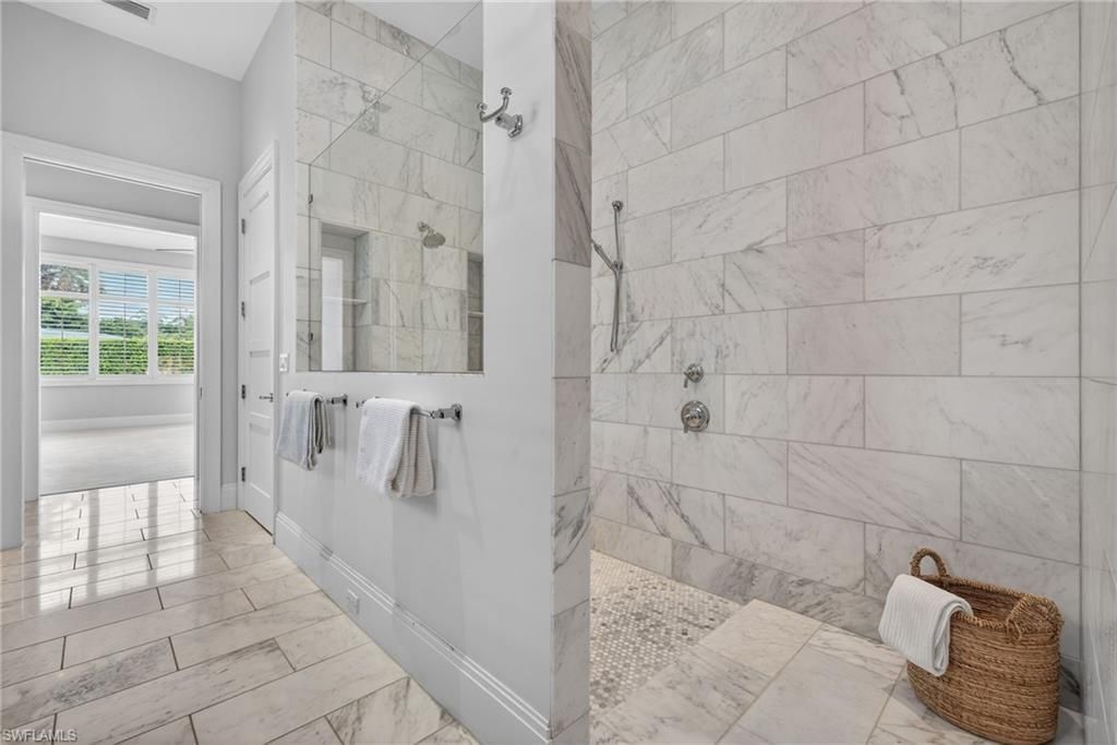 2140 Tarpon Rd, Naples, FL 34102 Photo