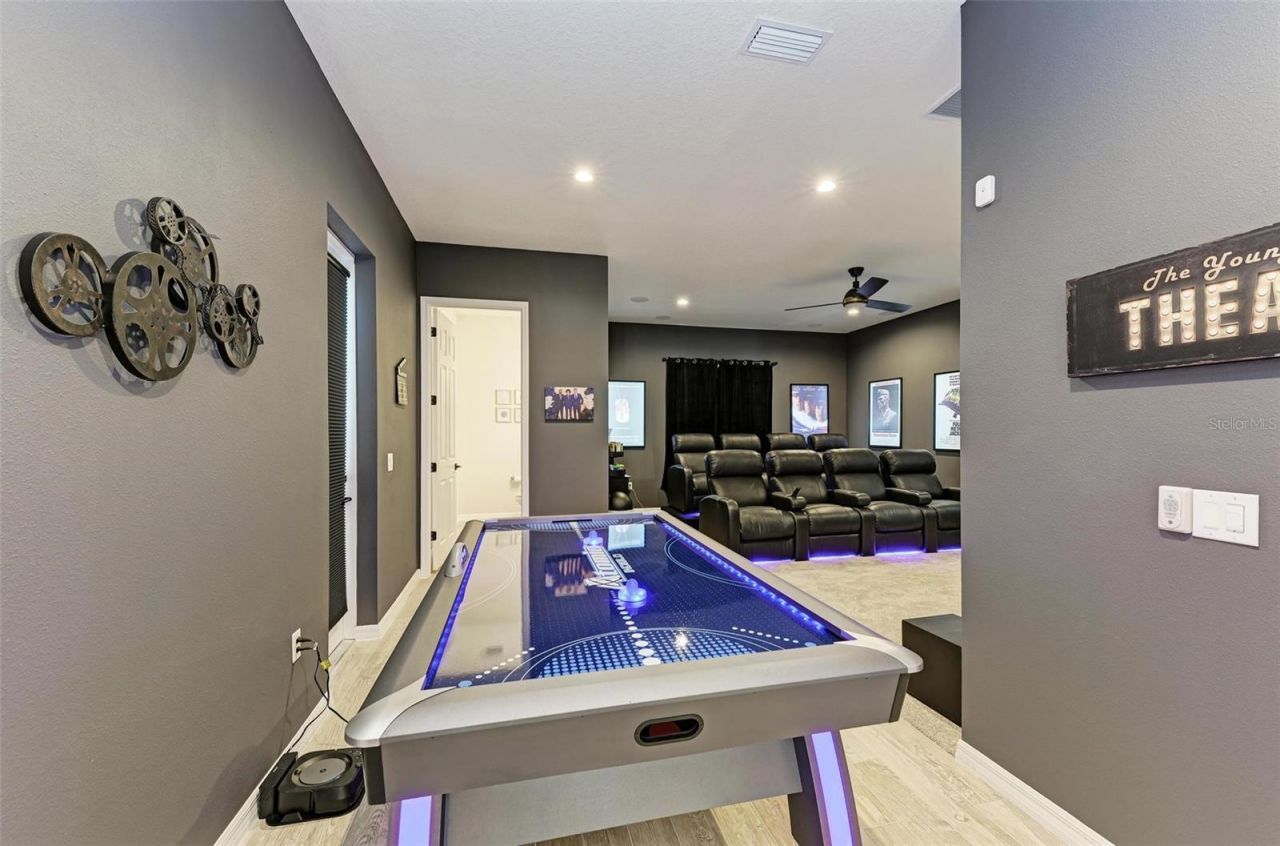 8211 37th Avenue Circle W, Bradenton, FL 34209 Photo