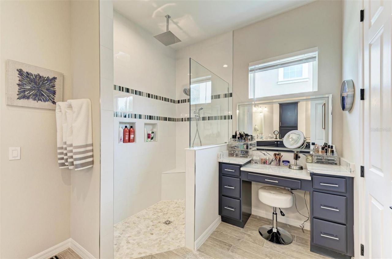 8211 37th Avenue Circle W, Bradenton, FL 34209 Photo