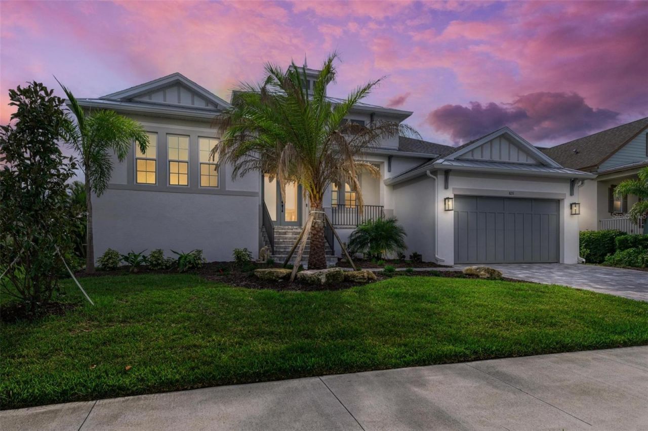 8211 37th Avenue Circle W, Bradenton, FL 34209 Photo