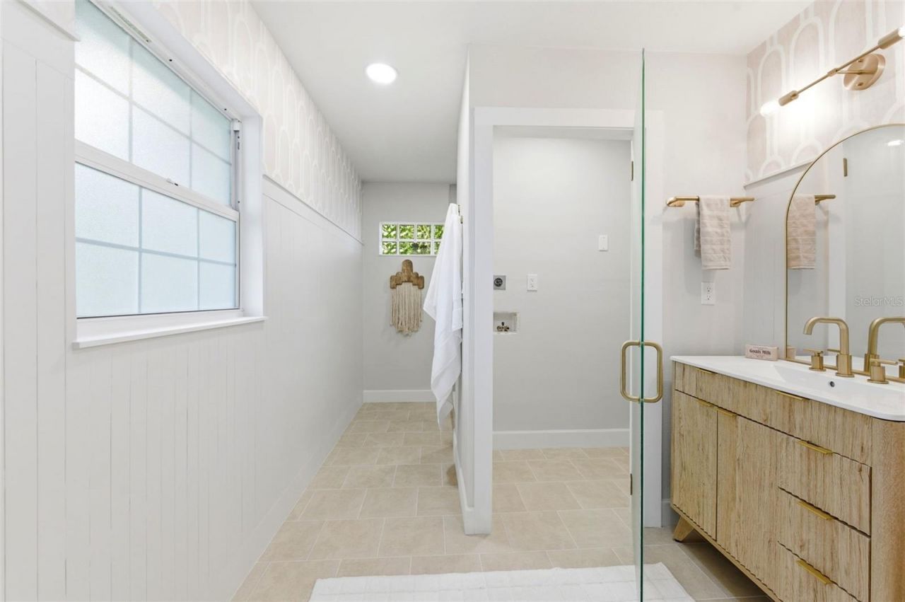 1533 Suffolk Street N, Saint Petersburg, FL 33710 Photo