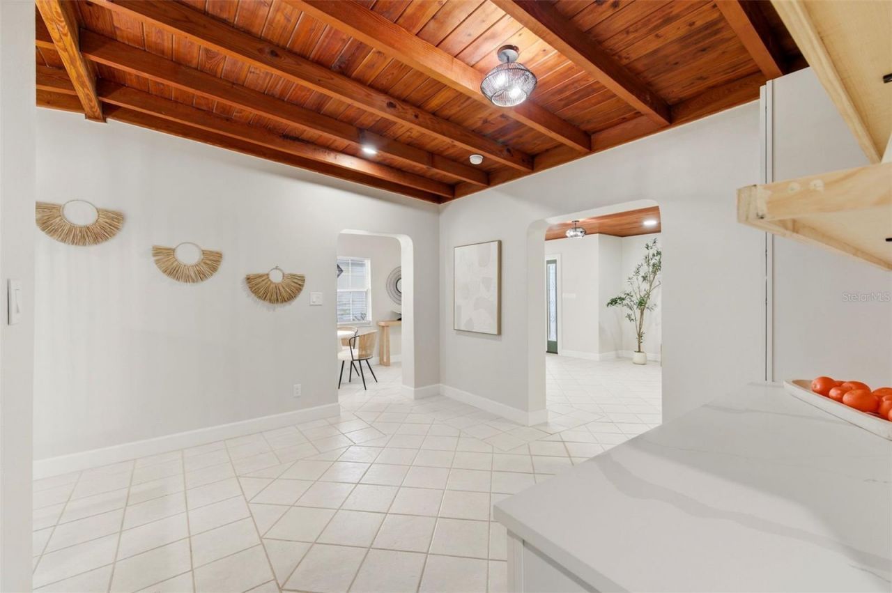 1533 Suffolk Street N, Saint Petersburg, FL 33710 Photo