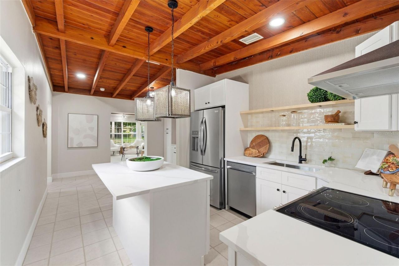 1533 Suffolk Street N, Saint Petersburg, FL 33710 Photo