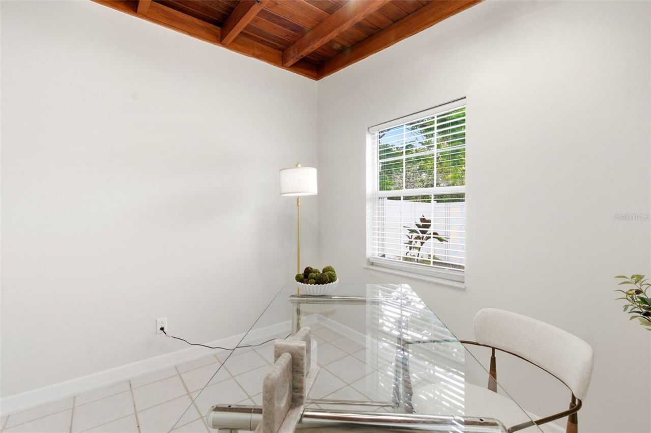 1533 Suffolk Street N, Saint Petersburg, FL 33710 Photo
