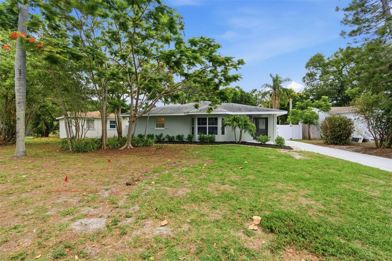 1533 Suffolk Street N, Saint Petersburg, FL 33710 Photo