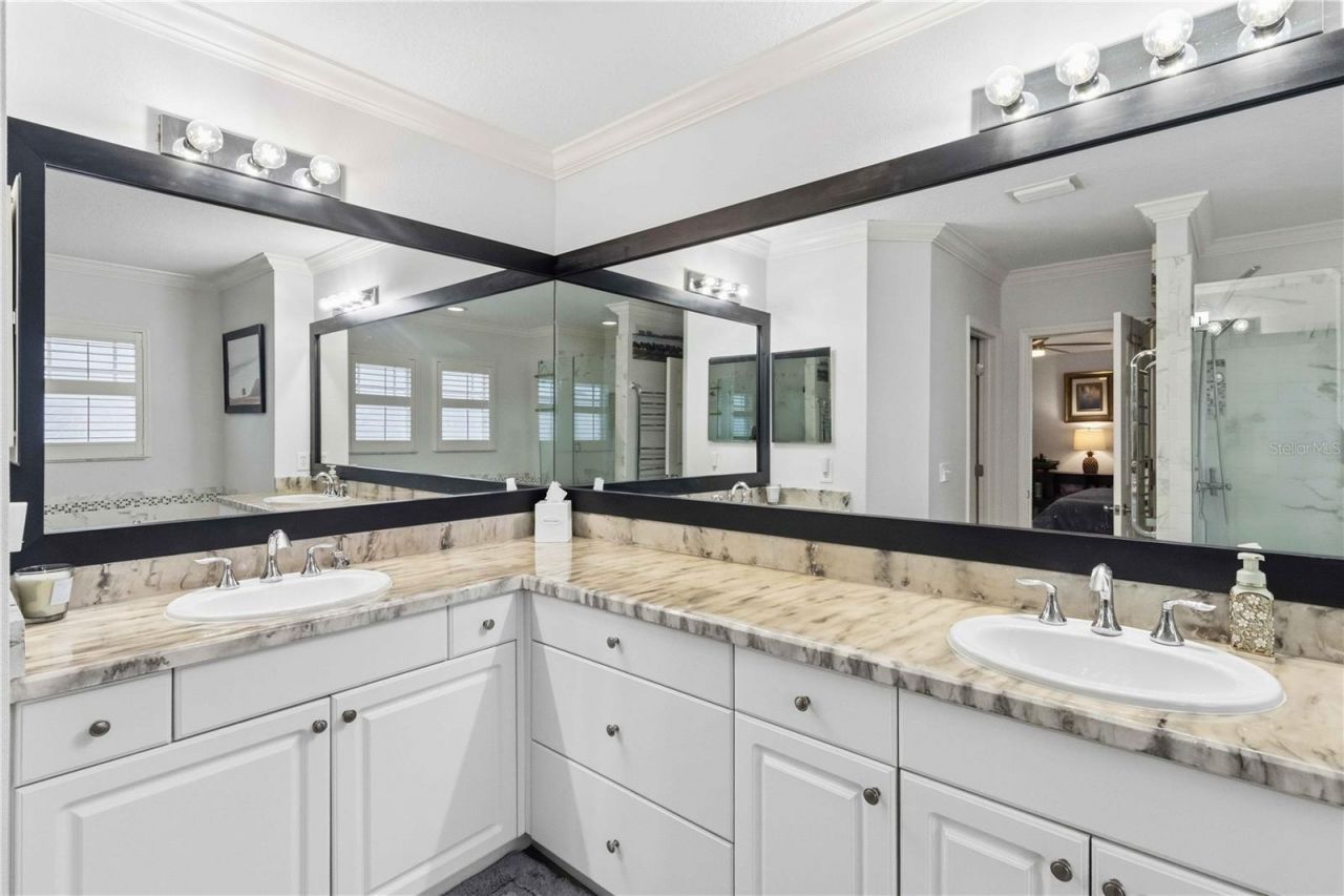 2869 Bayshore Trails Drive, Tampa, FL 33611 Photo