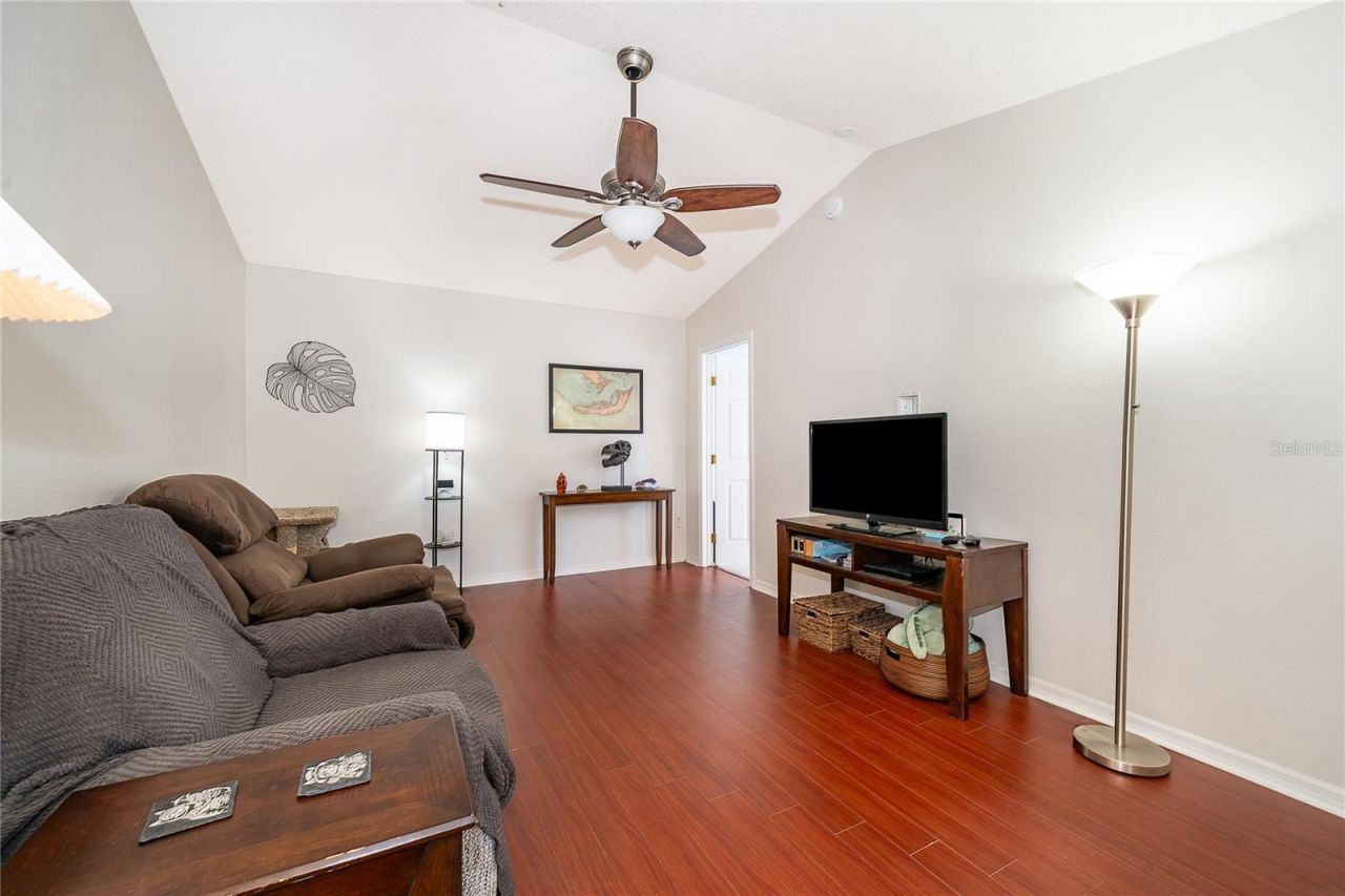 520 Via Verona Lane, Unit 203, Altamonte Springs, FL 32714 Photo