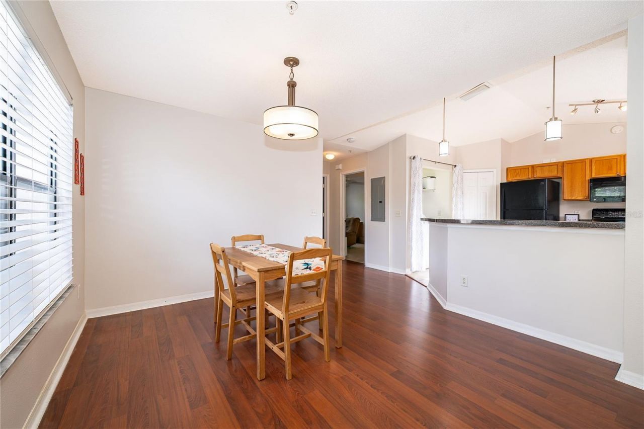 520 Via Verona Lane, Unit 203, Altamonte Springs, FL 32714 Photo