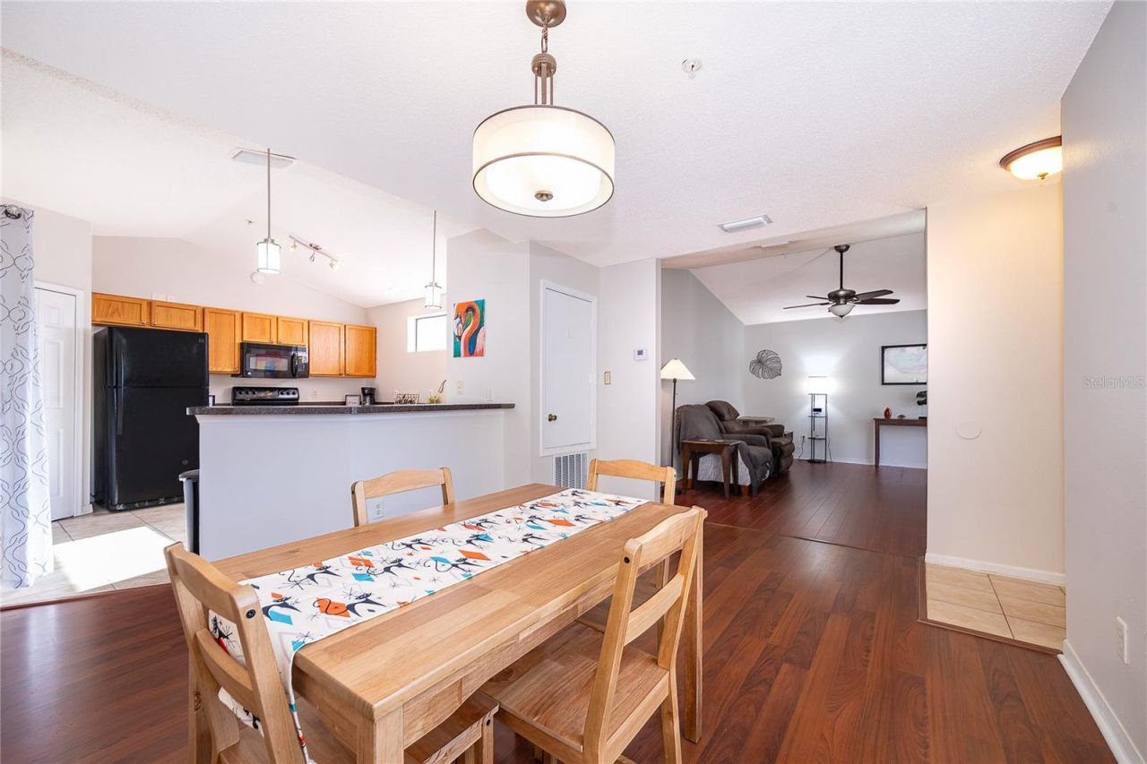 520 Via Verona Lane, Unit 203, Altamonte Springs, FL 32714 Photo