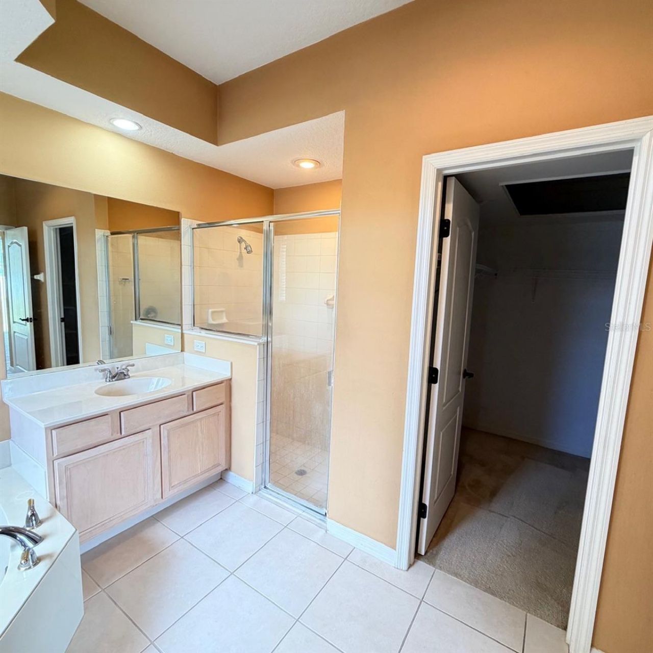 561 Strathclyde Court , Apopka, FL 32712 Photo