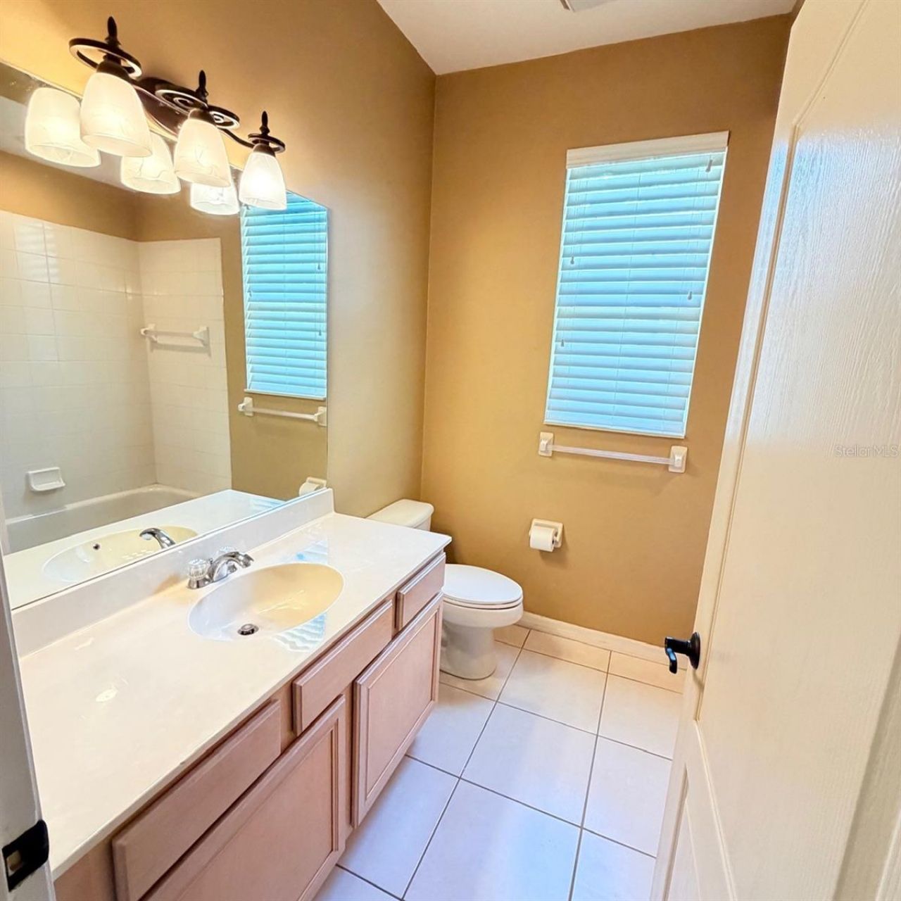 561 Strathclyde Court , Apopka, FL 32712 Photo