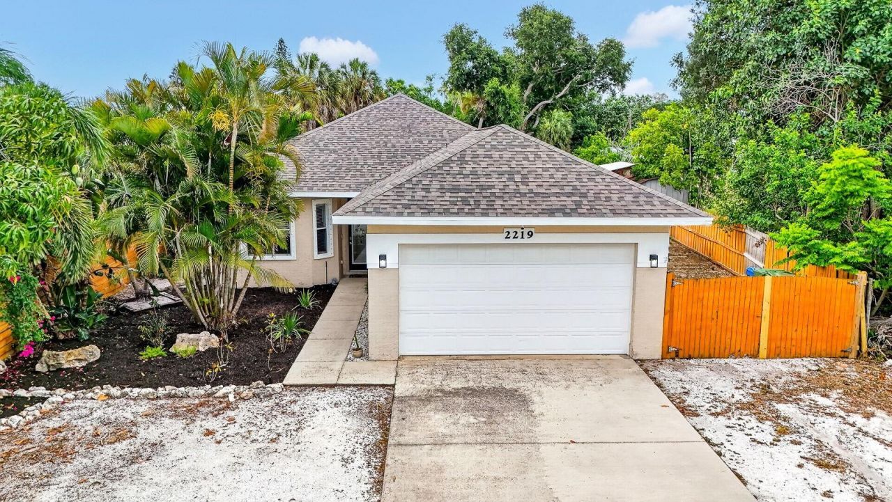 2219 18th Avenue W, Bradenton, FL 34205 Photo