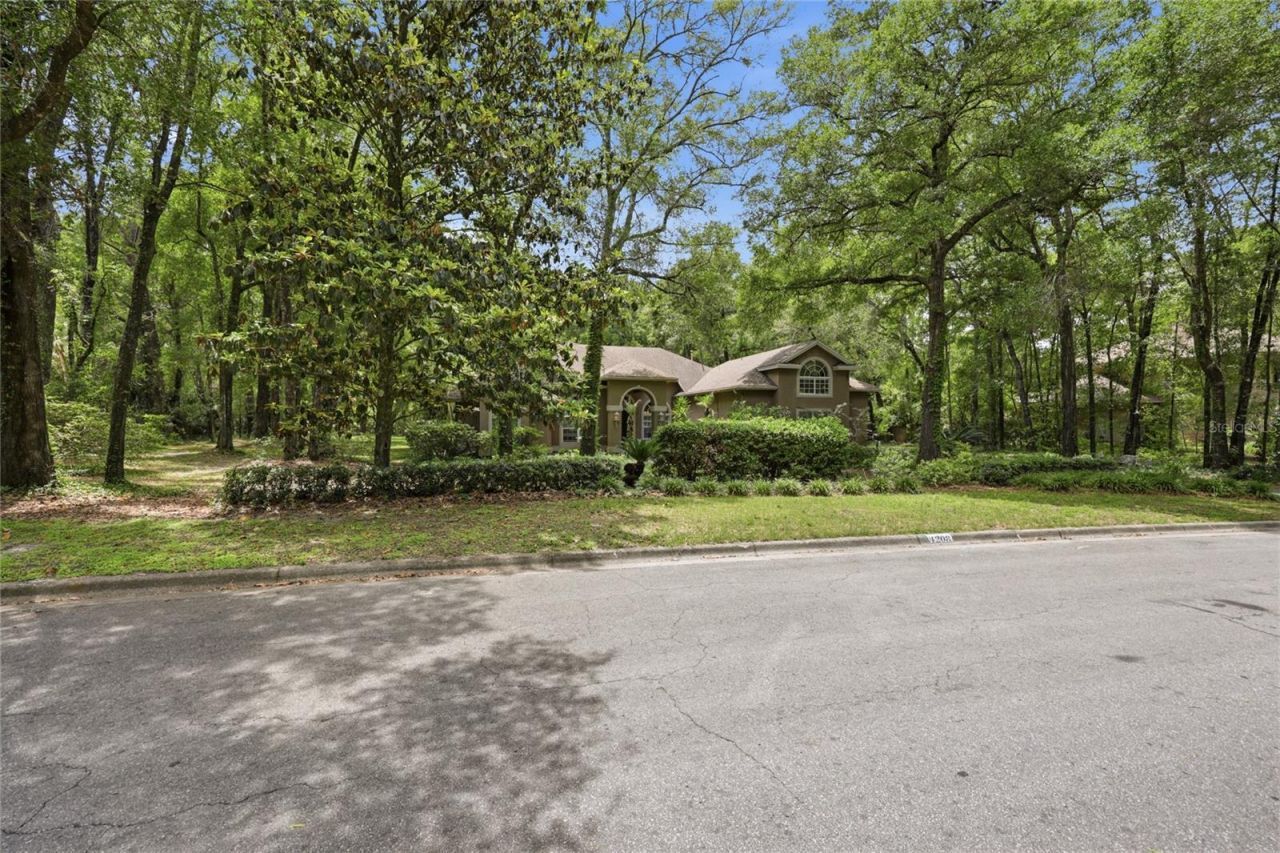 4208 SW 96th Drive, Gainesville, FL 32608 Photo