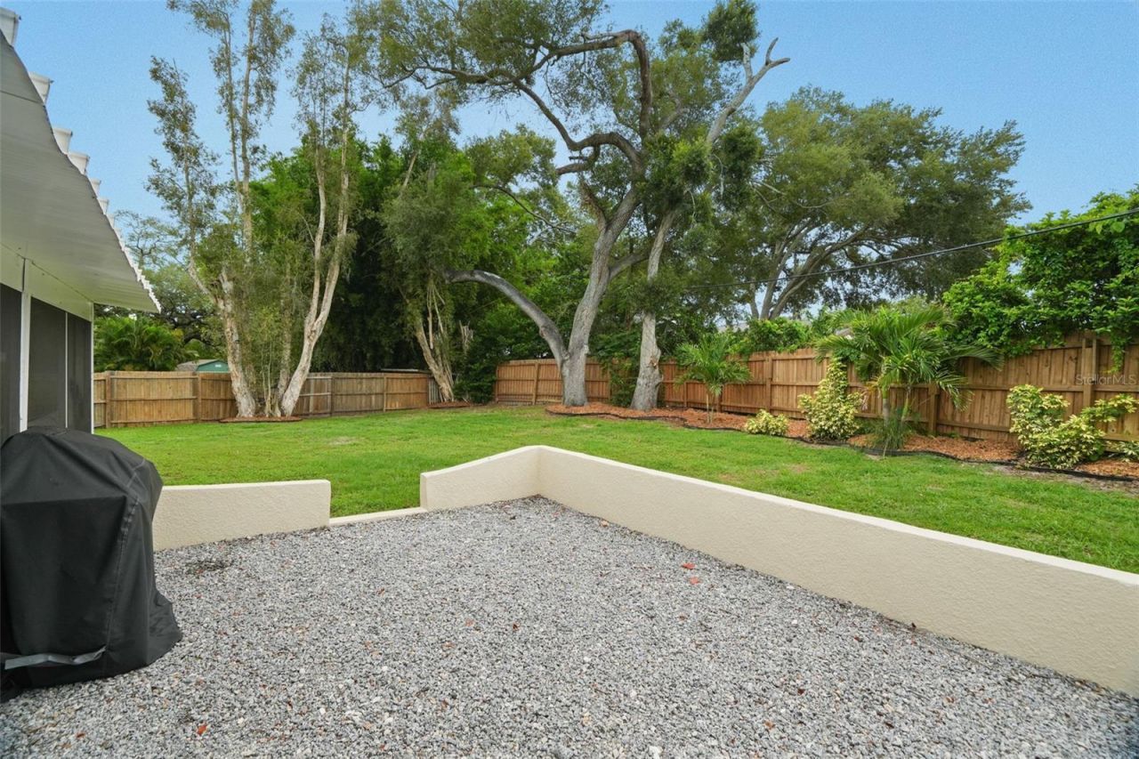 2347 Dora Drive , Clearwater, FL 33765 Photo