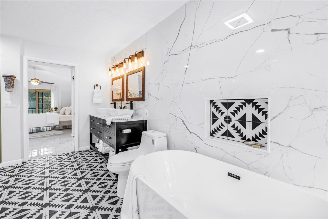 767 Caya Costa Court Ne, Saint Petersburg, FL 33702 Photo