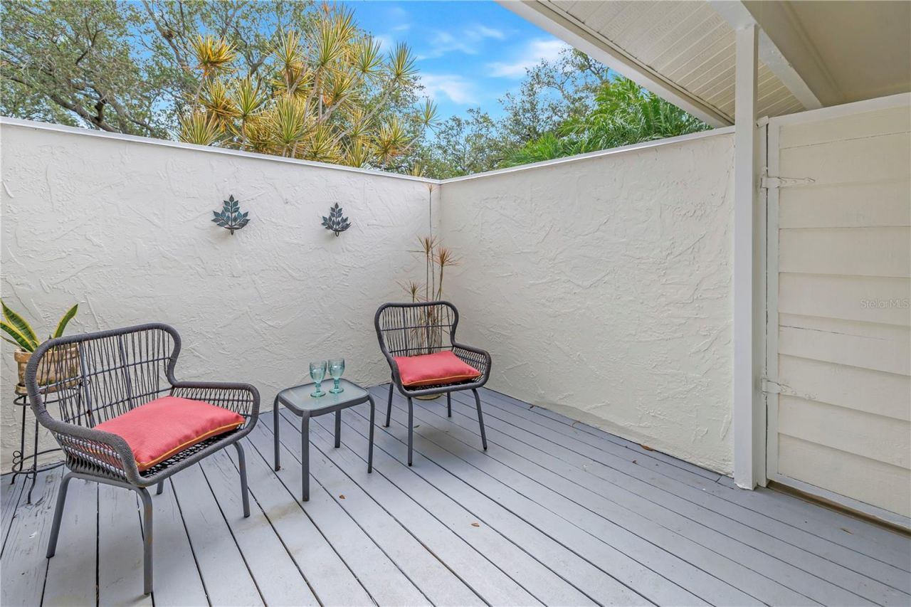 767 Caya Costa Court Ne, Saint Petersburg, FL 33702 Photo