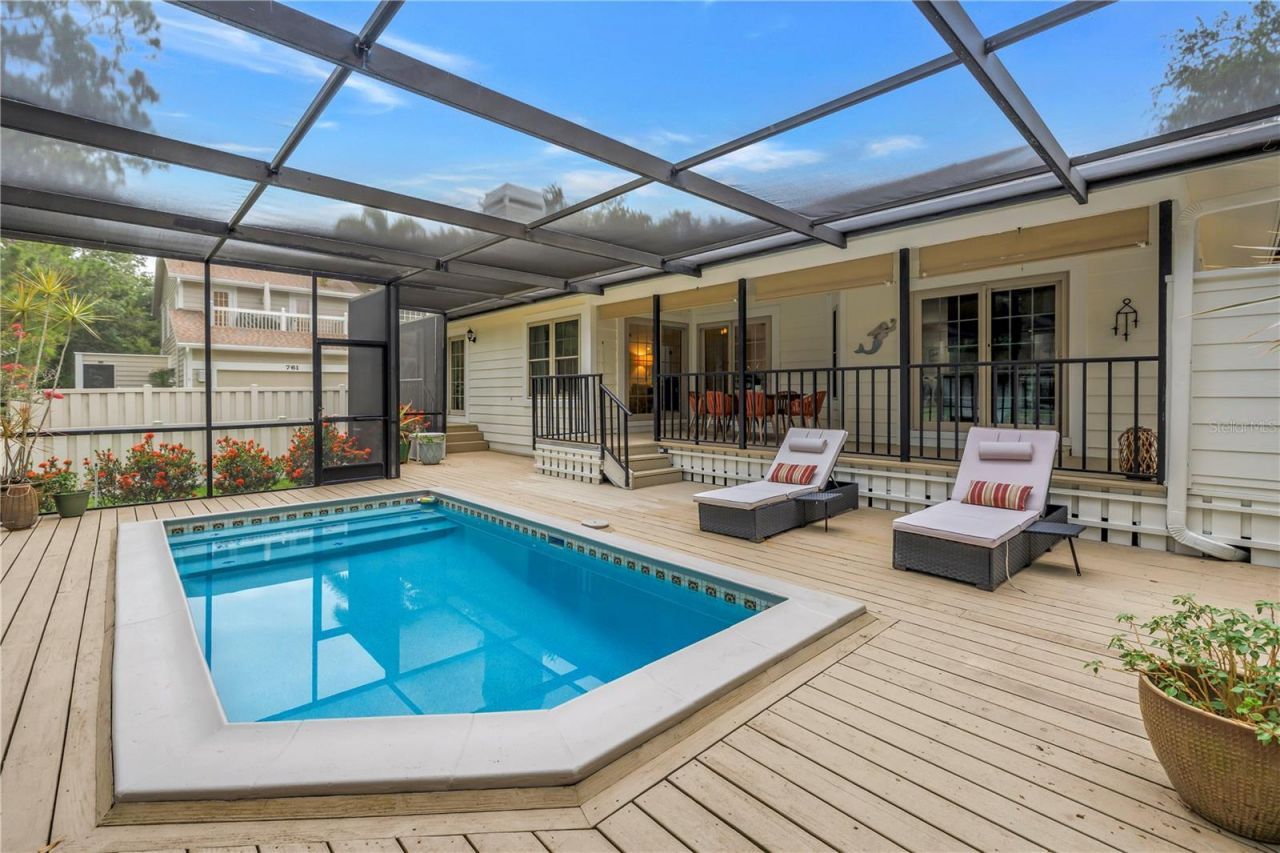 767 Caya Costa Court Ne, Saint Petersburg, FL 33702 Photo