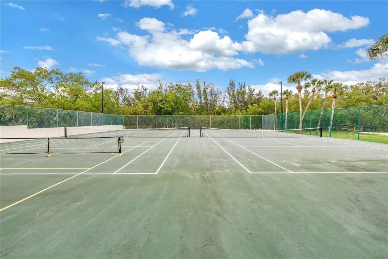 767 Caya Costa Court Ne, Saint Petersburg, FL 33702 Photo