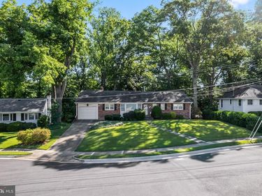 4017 N STAFFORD STREET, ARLINGTON, VA 22207