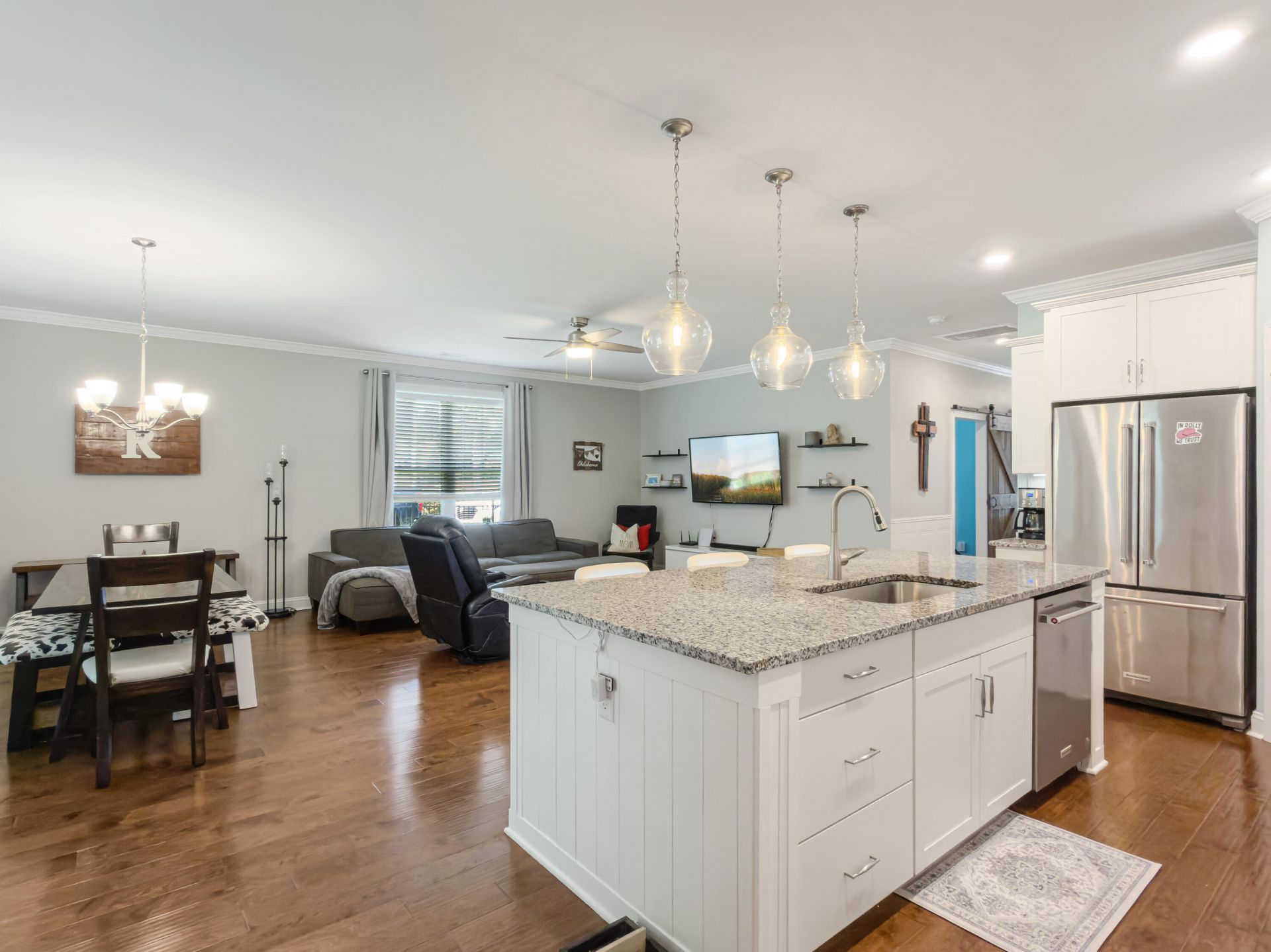 544 Pontoon Road Photo 14